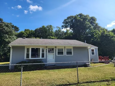 Exterior - 37 Old Onset Rd, Wareham, MA 02571 photo 5 of 5