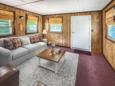 Living - 37 Old Onset Rd, Wareham, MA 02571 photo 2 of 4