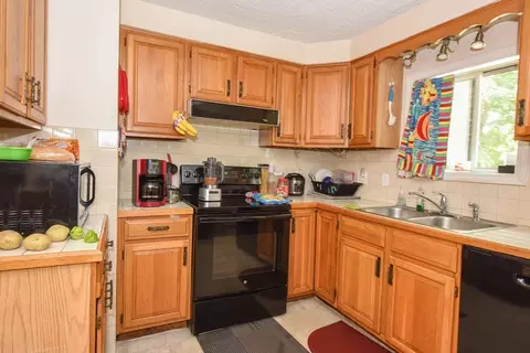 10 Eddy St, Orange, MA 01364 photo 4