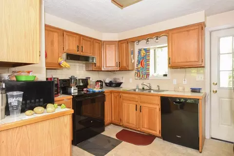 10 Eddy St, Orange, MA 01364 photo 5