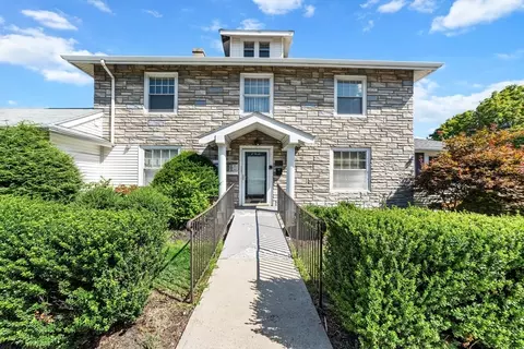 743 Main St #2, Reading, MA 01867