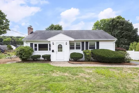 18 Antrim Rd, Framingham, MA 01701