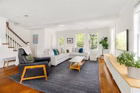 27 Summit Ave #2, Brookline, MA 02446 photo 4