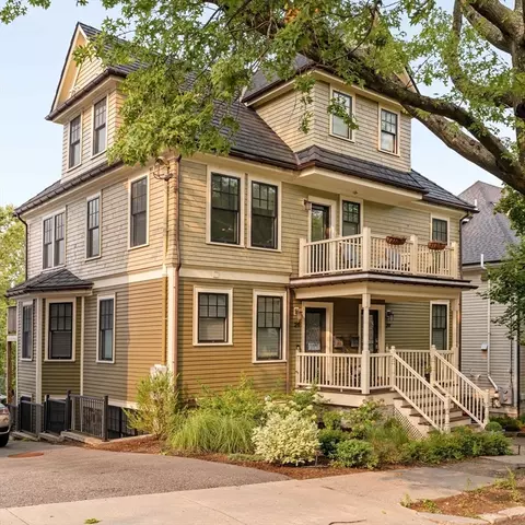 27 Summit Ave #2, Brookline, MA 02446