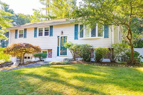 74 Partridge Rd, Billerica, MA 01821