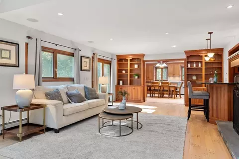 11 Dutton Park, Walpole, MA 02081 photo 8