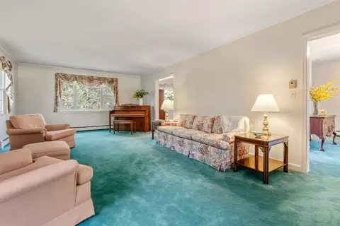 21 Pawnee Cir, Milton, MA 02186 photo 6