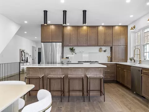 28 Winter St #28, Medford, MA 02155