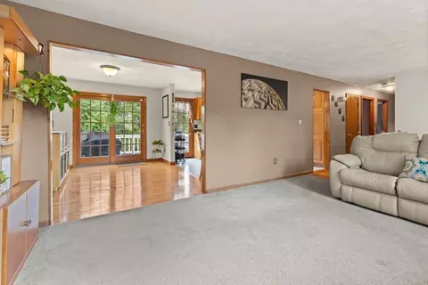 338 Ash St, Reading, MA 01867 photo 16
