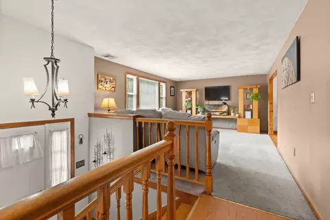 338 Ash St, Reading, MA 01867 photo 12