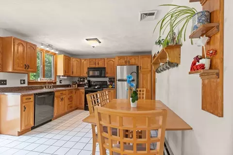 338 Ash St, Reading, MA 01867 photo 23