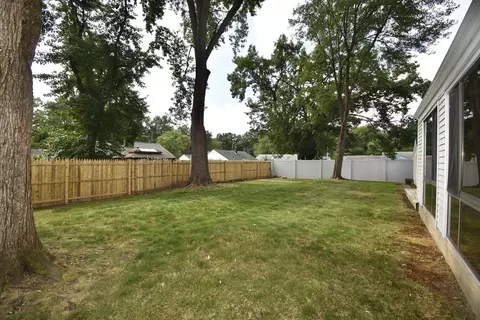 29 Kay St, Springfield, MA 01109 photo 7