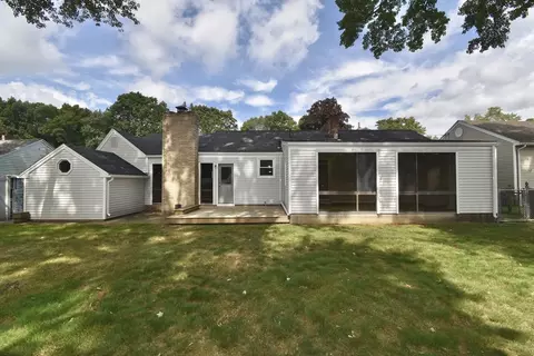 29 Kay St, Springfield, MA 01109 photo 8