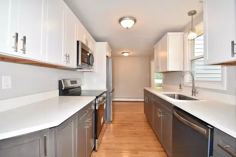 29 Kay St, Springfield, MA 01109 photo 16