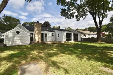 29 Kay St, Springfield, MA 01109 photo 3