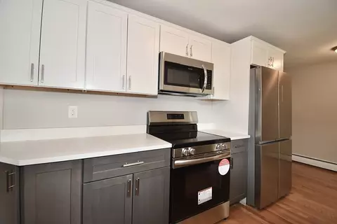 29 Kay St, Springfield, MA 01109 photo 10