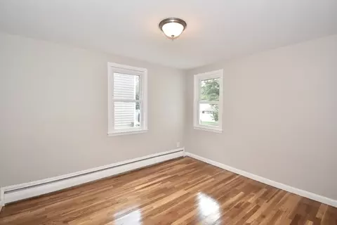 29 Kay St, Springfield, MA 01109 photo 31