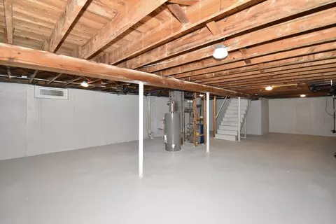 29 Kay St, Springfield, MA 01109 photo 38