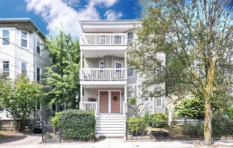 30 School St #3, Somerville, MA 02143
