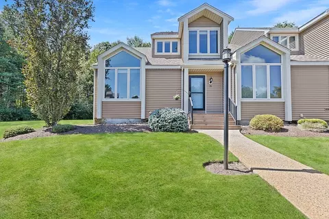 340 Centre Ave #30, Rockland, MA 02370