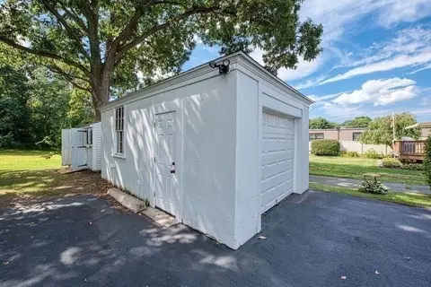 29 Thaxter Ave, Abington, MA 02351 photo 11