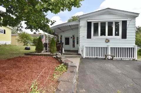 24 Lamplighter Ln #24, Springfield, MA 01119