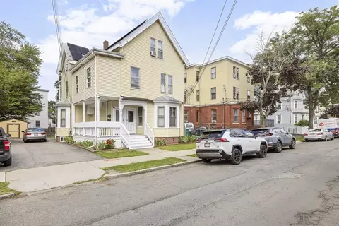 20 Beacon Hill Ave, Lynn, MA 01902