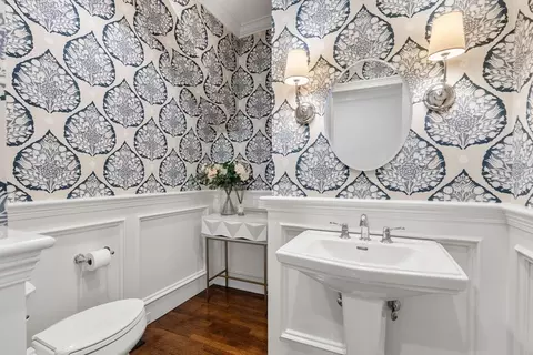 Bath - 5 Beard Way, Wellesley, MA 02482 photo 1 of 3