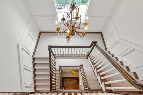 Entry Way - 5 Beard Way, Wellesley, MA 02482 photo 4 of 5