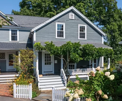15 Park Ave #15, Northampton, MA 01060