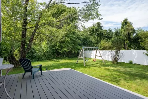 40 Spring St, Northampton, MA 01062 photo 4