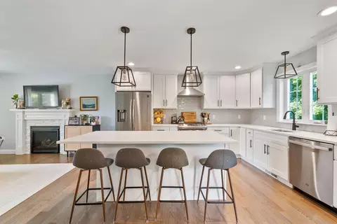 73 2 Cherry St # -1, Plymouth, MA 02360