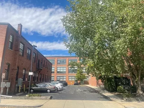 60 Dudley St #124, Chelsea, MA 02150