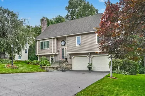 Exterior - 16 Ida Rd, Worcester, MA 01604 photo 2 of 12