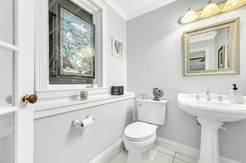 Bath - 16 Ida Rd, Worcester, MA 01604 photo 4 of 4