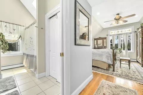 Entry Way - 16 Ida Rd, Worcester, MA 01604 photo 1 of 1