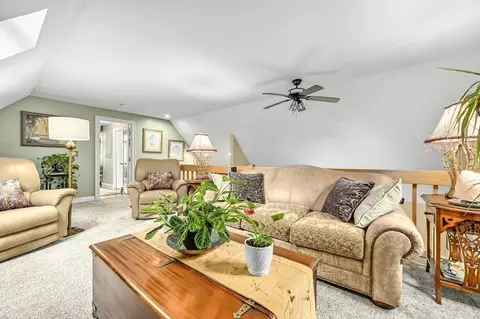 Living - 16 Ida Rd, Worcester, MA 01604 photo 3 of 4