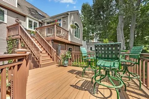 Exterior - 16 Ida Rd, Worcester, MA 01604 photo 6 of 12