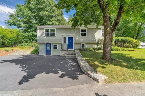 5 Robin Cir, Westborough, MA 01581