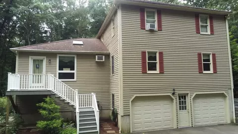 Exterior - 37 William Casey Rd, Spencer, MA 01562 photo 2 of 5