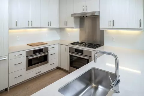 10 Shipyard Dr #207, Hingham, MA 02043 photo 3
