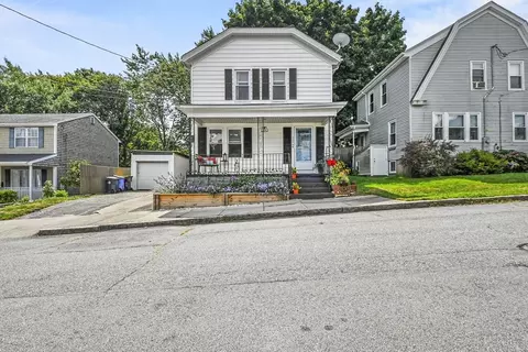 209 Rathgar St, Fall River, MA 02720