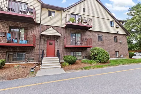5 Royal Crest Dr #2, Randolph, MA 02368