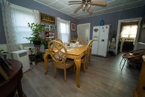 376 Linden St, Fall River, MA 02720 photo 10
