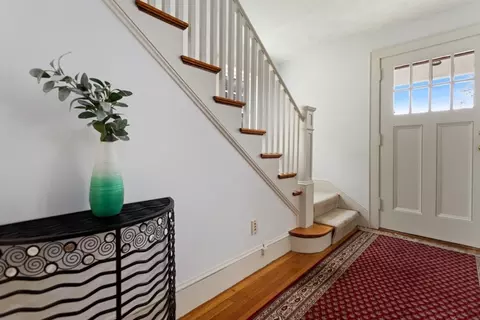 6 Vale Rd, Reading, MA 01867 photo 4