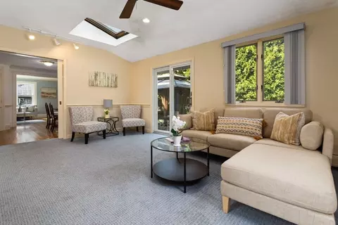 6 Vale Rd, Reading, MA 01867 photo 17