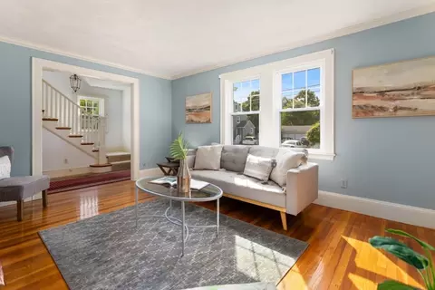 6 Vale Rd, Reading, MA 01867 photo 5