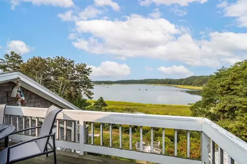 60 Long Ave #H8, Wellfleet, MA 02667