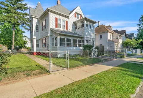 15 Prince St, Springfield, MA 01109