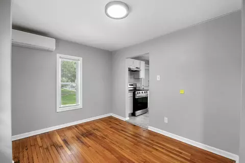 296 Quincy St, Springfield, MA 01109 photo 11